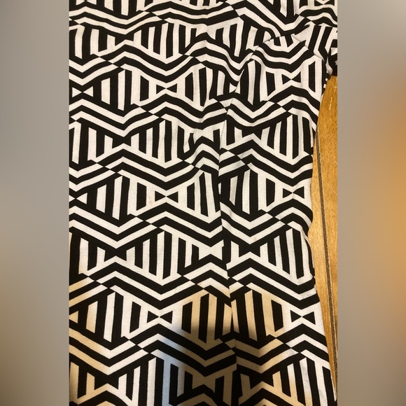 Ladies Size 8 Cato Fitted Long Dress - Picture 15 of 16